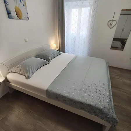 & No1 Apartamento *